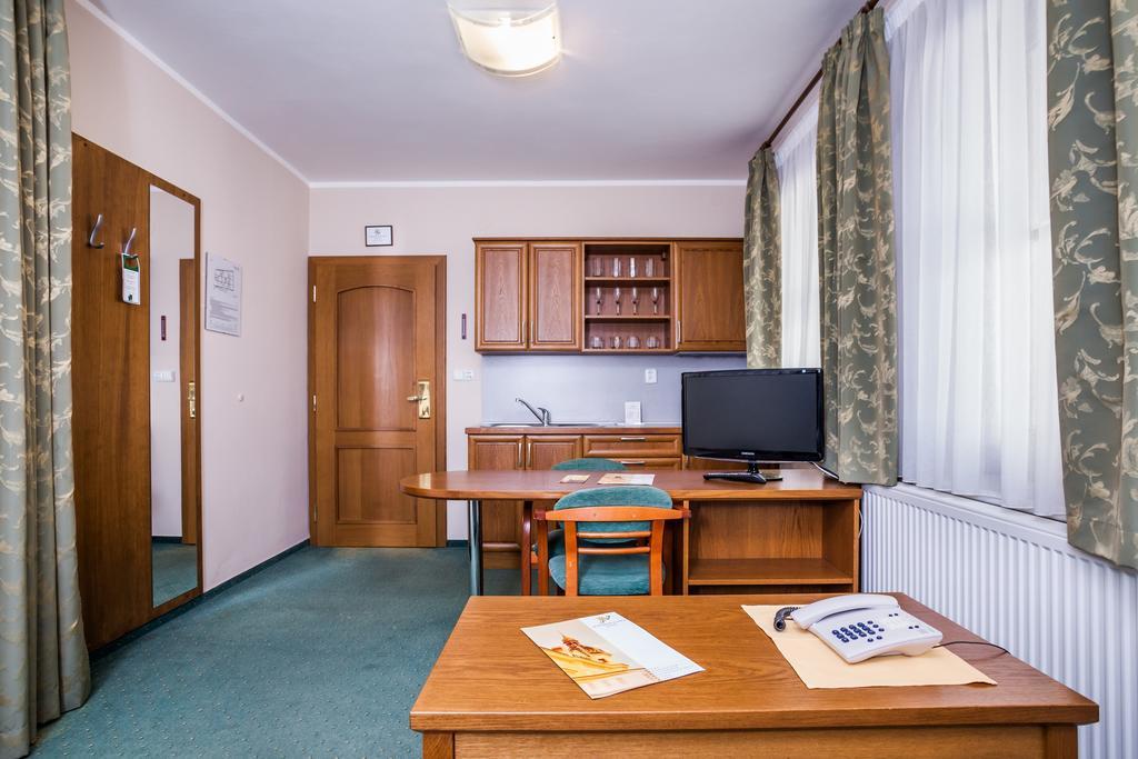 Hotel Jelínkova vila Velké Mezirici Quarto foto