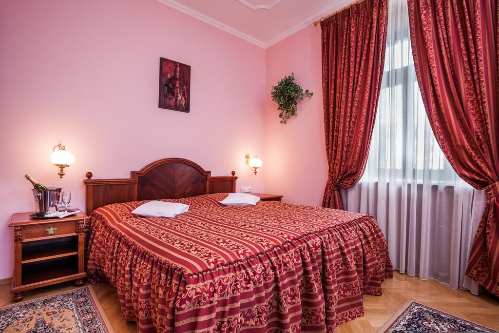 Hotel Jelínkova vila Velké Mezirici Quarto foto