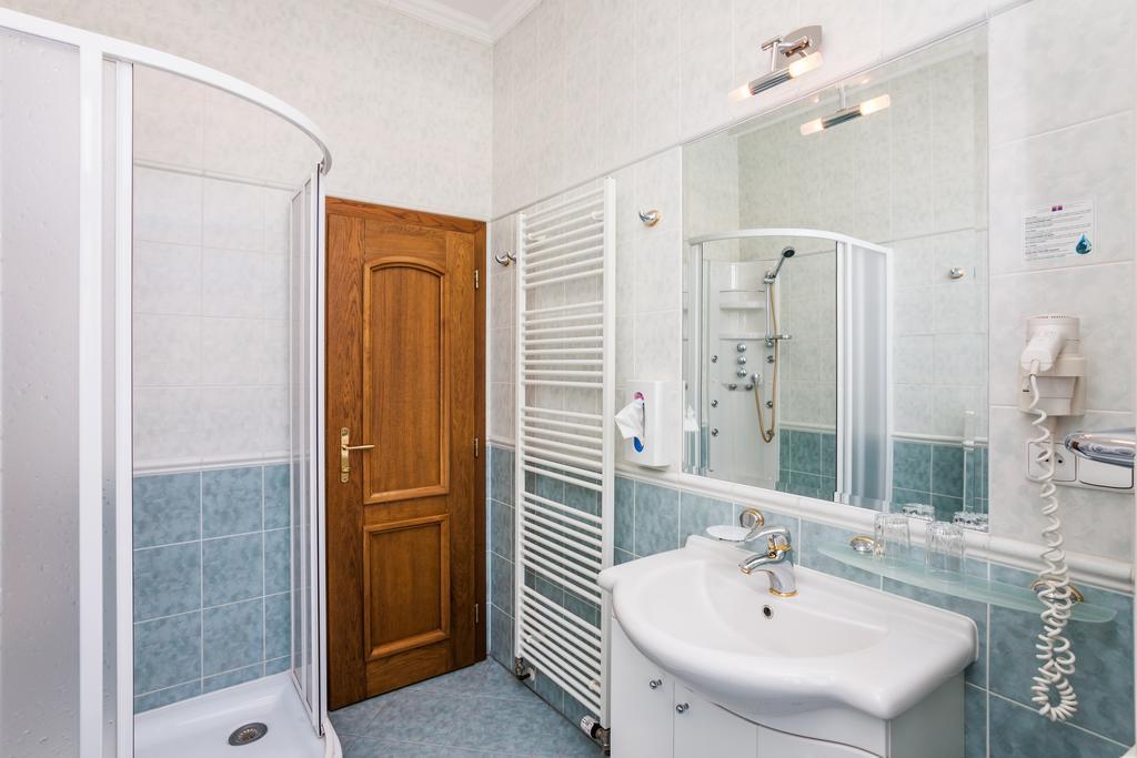 Hotel Jelínkova vila Velké Mezirici Quarto foto