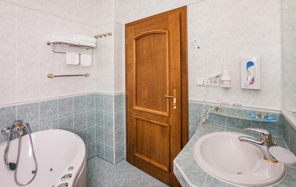 Hotel Jelínkova vila Velké Mezirici Quarto foto